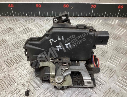 Замок двери передней правой Volkswagen Golf IV (1J) 1997-2004  Volkswagen Golf Golf IV (1J) 1997-2004