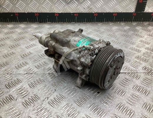 Компрессор кондиционера Skoda Felicia (6U) 1994-2001  Skoda Felicia Felicia (6U) 1994-2001