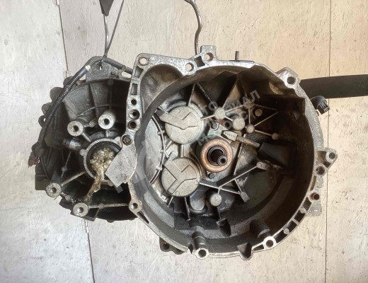 КПП механическая (МКПП) 5-ступенчатая Volvo V40 I (VW) 1995-2000  Volvo V40 V40 I (VW) 1995-2000