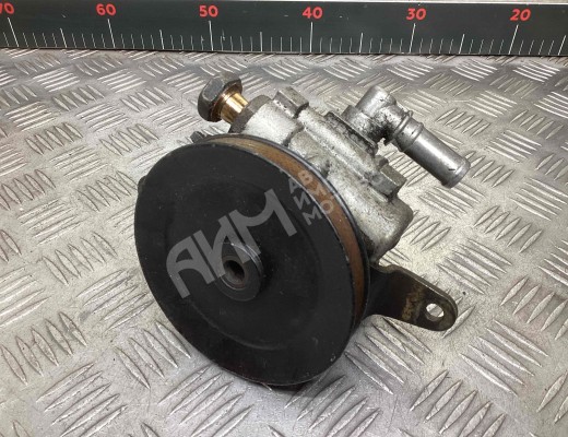 Насос гидроусилителя руля Nissan Primera II (P11) 1996-2002  Nissan Primera Primera II (P11) 1996-2002