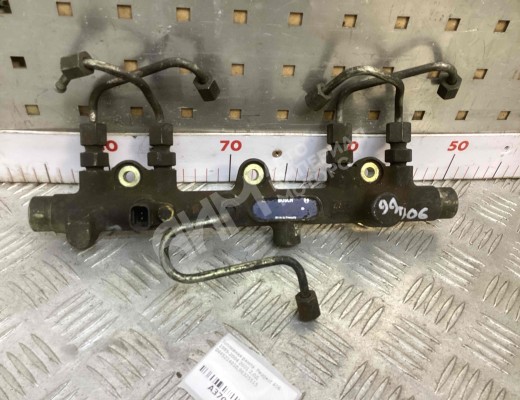 Топливная рампа Peugeot 406 1995-2004  Peugeot 406 406 1995-2004