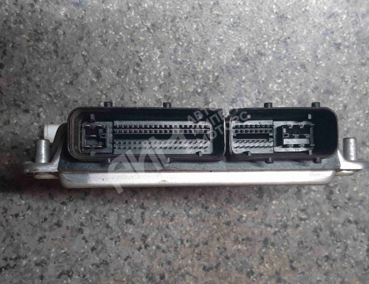 Блок управления двигателем Audi A4 B6 (8EC, 8E5) 2000-2004  Audi A4 A4 B6 (8EC, 8E5) 2000-2004