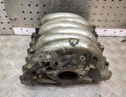 Коллектор впускной Audi A4 B5 (8D) 1994-1999  Audi A4 A4 B5 (8D) 1994-1999