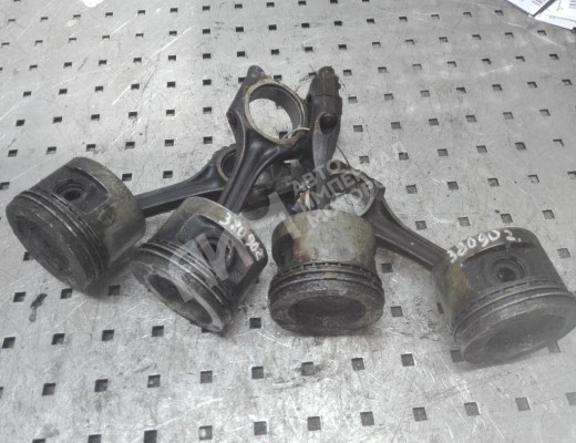 Поршень Volkswagen Passat B3 1988-1993  Volkswagen Passat Passat B3 1988-1993