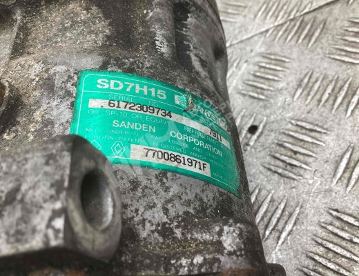Компрессор кондиционера Renault Espace III 1996-2002  Renault Espace Espace III 1996-2002