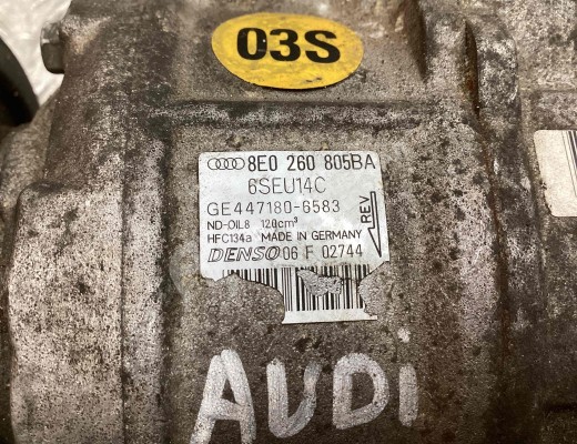 Компрессор кондиционера Audi A4 B6 (8EC, 8E5) 2000-2004  Audi A4 A4 B6 (8EC, 8E5) 2000-2004