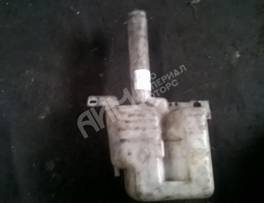 Бачок омывателя Renault 19 1988-2000  Renault 19 19 1988-2000