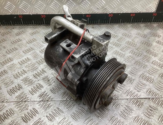 Компрессор кондиционера Saab 900 II 1993-1998  Saab 900 900 II 1993-1998