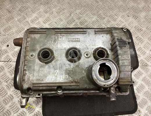 Головка блока цилиндров Audi A6 C4 (4A) 1994-1997  Audi A6 A6 C4 (4A) 1994-1997