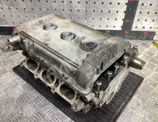 Головка блока цилиндров Audi A6 C4 (4A) 1994-1997  Audi A6 A6 C4 (4A) 1994-1997