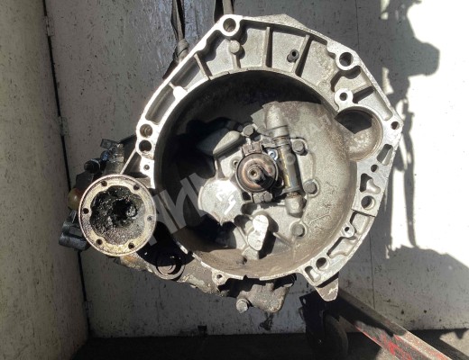 КПП механическая (МКПП) 5-ступенчатая Seat Ibiza I (021A) 1984-1993  Seat Ibiza Ibiza I (021A) 1984-1993