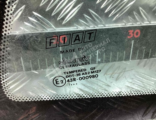 Стекло кузовное боковое правое Fiat Bravo I (182) 1995-2001  Fiat Bravo Bravo I (182) 1995-2001