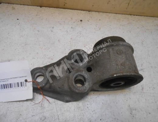 Кронштейн Volkswagen Passat B5+ (3B) 2000-2005 рестайлинг  Volkswagen Passat Passat B5+ (3B) 2000-2005 рестайлинг