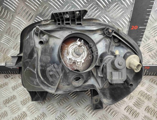 Фара правая Renault Clio II 1998-2005  Renault Clio Clio II 1998-2005