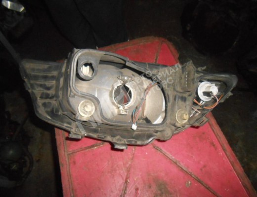 Фара левая Seat Ibiza III (6L) 2002-2008  Seat Ibiza Ibiza III (6L) 2002-2008