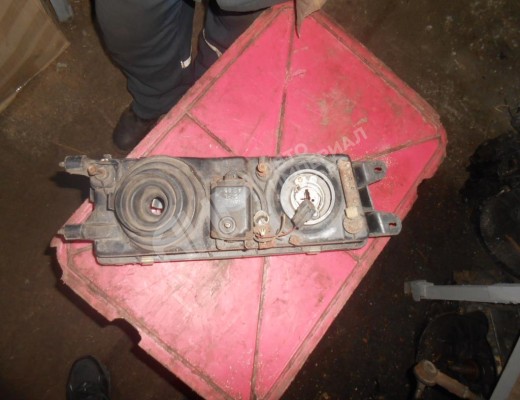 Фара левая Mitsubishi Colt III 1988-1992  Mitsubishi Colt Colt III 1988-1992