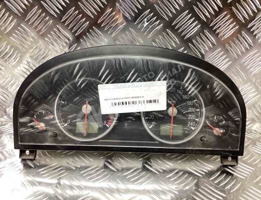 Щиток приборов (приборная панель) Ford Mondeo III 2000-2003  Ford Mondeo Mondeo III 2000-2003