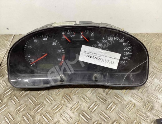 Щиток приборов (приборная панель) Volkswagen Passat B5 (3B) 1996-2000  Volkswagen Passat Passat B5 (3B) 1996-2000