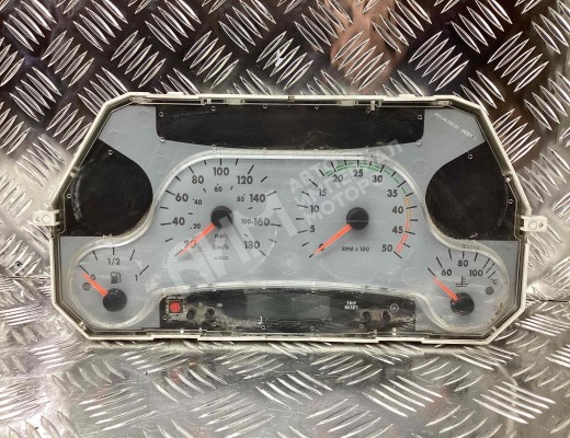 Щиток приборов (приборная панель)  Iveco Daily Daily II 1989-1999