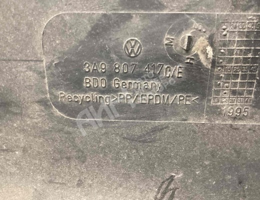 Бампер задний Volkswagen Passat B4 (3A) 1993-1997  Volkswagen Passat Passat B4 (3A) 1993-1997