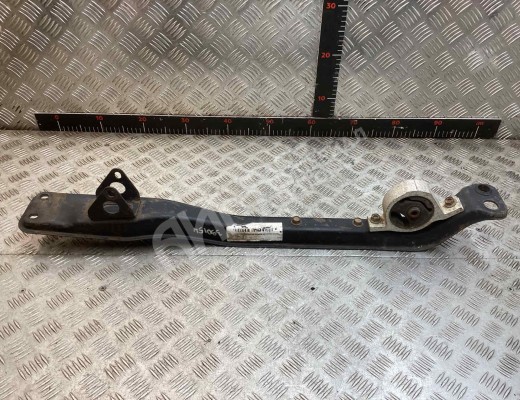 Балка под радиатор Nissan Micra II (K11) 1992-2002  Nissan Micra Micra II (K11) 1992-2002