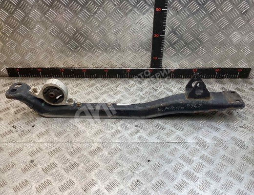 Балка под радиатор Nissan Micra II (K11) 1992-2002  Nissan Micra Micra II (K11) 1992-2002