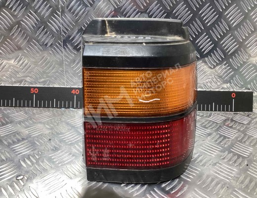 Фонарь задний правый Volkswagen Passat B3 1988-1993  Volkswagen Passat Passat B3 1988-1993