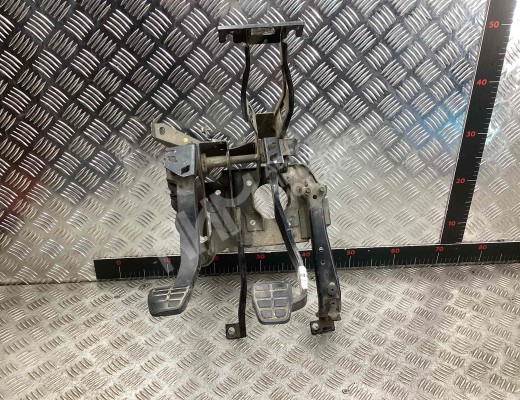 Узел педальный (блок педалей) Volkswagen Sharan I (7M) 2000-2003 рестайлинг  Volkswagen Sharan Sharan I (7M) 2000-2003 рестайлинг