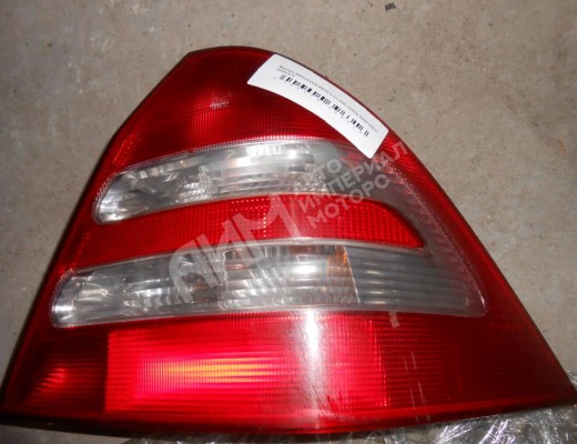 Фонарь задний правый  Mercedes C C (W203) 2000-2004