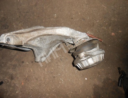Кронштейн двигателя Audi 100 C4 (4A) 1990-1995  Audi 100 100 C4 (4A) 1990-1995