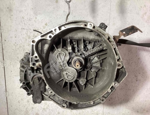 КПП механическая (МКПП) 5-ступенчатая Renault Laguna I (X56) 1993-2001  Renault Laguna Laguna I (X56) 1993-2001