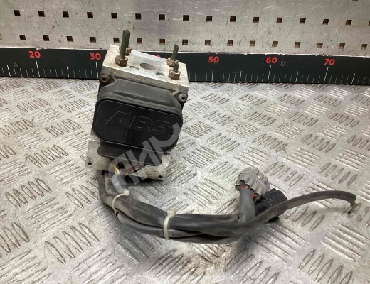 Блок ABS Nissan Primera II (P11) 1996-2002  Nissan Primera Primera II (P11) 1996-2002