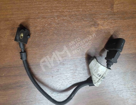 Датчик коленвала Volkswagen Golf IV (1J) 1997-2004  Volkswagen Golf Golf IV (1J) 1997-2004