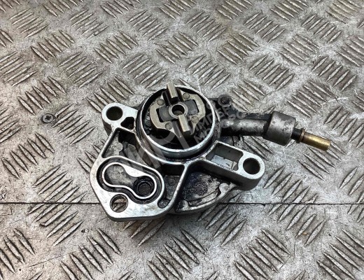 Насос вакуумный Peugeot 406 1995-2004  Peugeot 406 406 1995-2004