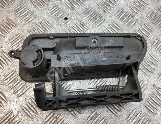 Ручка наружная передняя правая Citroen Xantia (X1) 1992-1998  Citroen Xantia Xantia (X1) 1992-1998