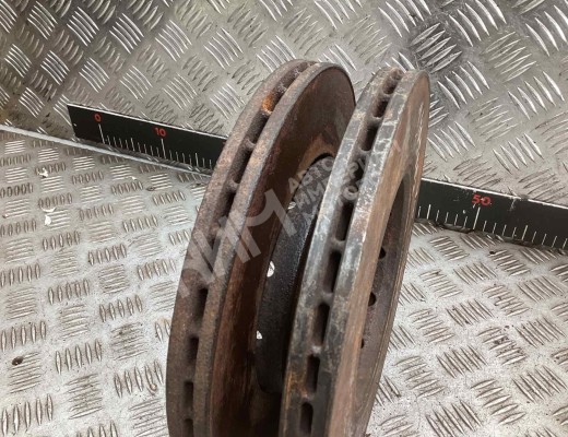 Диск тормозной передний Volkswagen Golf IV (1J) 1997-2004  Volkswagen Golf Golf IV (1J) 1997-2004