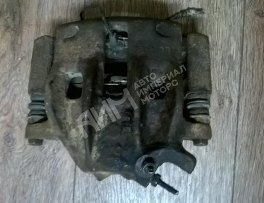 Суппорт передний правый Peugeot 406 1995-2004  Peugeot 406 406 1995-2004