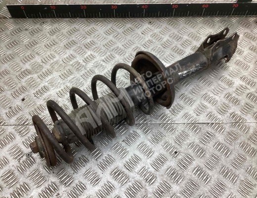 Стойка передняя левая Volkswagen Golf III (1H) 1991-1997  Volkswagen Golf Golf III (1H) 1991-1997