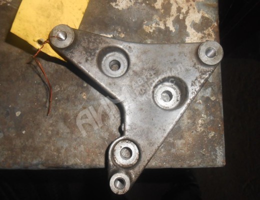 Кронштейн компрессора кондиционера Opel Astra G 1998-2004  Opel Astra Astra G 1998-2004