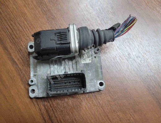 Блок управления двигателем Opel Corsa C 2000-2003  Opel Corsa Corsa C 2000-2003