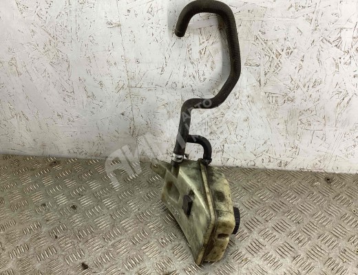 Бачок гидроусилителя Peugeot 306 1993-2003  Peugeot 306 306 1993-2003