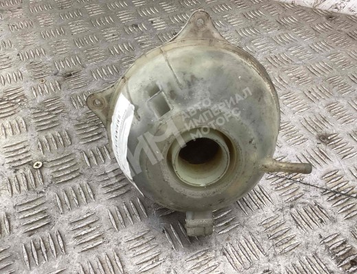 Бачок расширительный Volkswagen Golf III (1H) 1991-1997  Volkswagen Golf Golf III (1H) 1991-1997