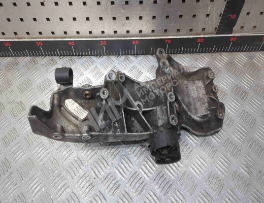 Кронштейн генератора Renault Scenic I (JA) 1996-1999  Renault Scenic Scenic I (JA) 1996-1999