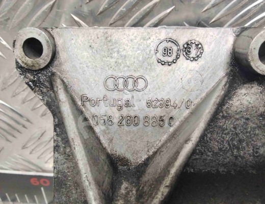 Кронштейн компрессора кондиционера Audi A4 B5 (8D) 1994-1999  Audi A4 A4 B5 (8D) 1994-1999