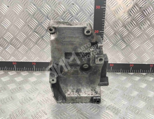 Кронштейн компрессора кондиционера Volkswagen Passat B5 (3B) 1996-2000  Volkswagen Passat Passat B5 (3B) 1996-2000