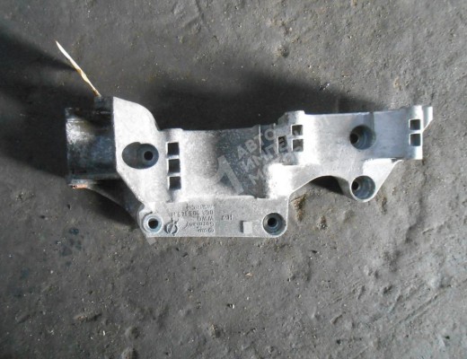 Кронштейн генератора Volkswagen Golf IV (1J) 1997-2004  Volkswagen Golf Golf IV (1J) 1997-2004