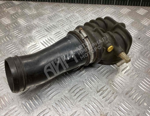 Гофра инжектора Volkswagen Golf II 1983-1992  Volkswagen Golf Golf II 1983-1992