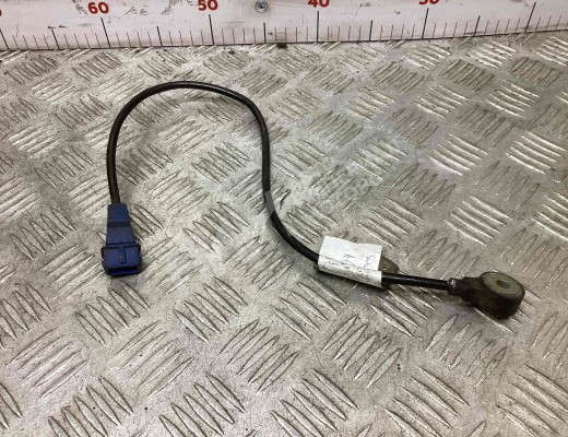 Датчик детонации Audi A6 C4 (4A) 1994-1997  Audi A6 A6 C4 (4A) 1994-1997