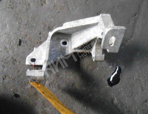 Крепление ТНВД Renault Scenic I (JA) 1996-1999  Renault Scenic Scenic I (JA) 1996-1999