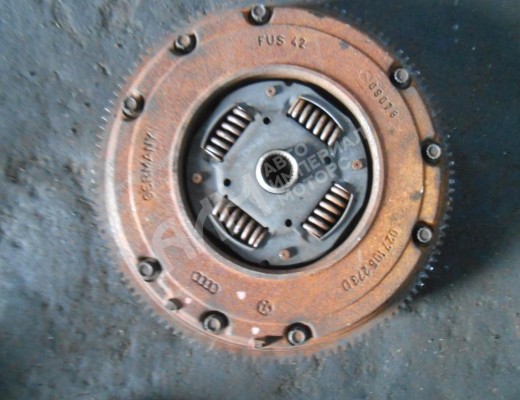 Комплект сцепления Volkswagen Golf IV (1J) 1997-2004  Volkswagen Golf Golf IV (1J) 1997-2004